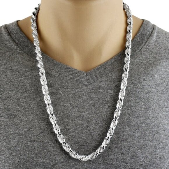 STERLING SILVER DIAMOND CUT ROPE CHAIN NECKLACE IN 8MM WIDTH. - Picture 1 of 2